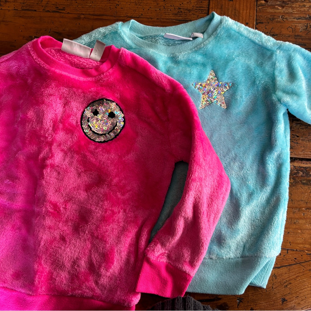 Children’s Place bundle girls 4/5 sequin smiley face fleece top skinny jeans